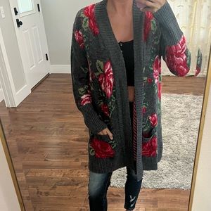 Thick Gray floral cardigan